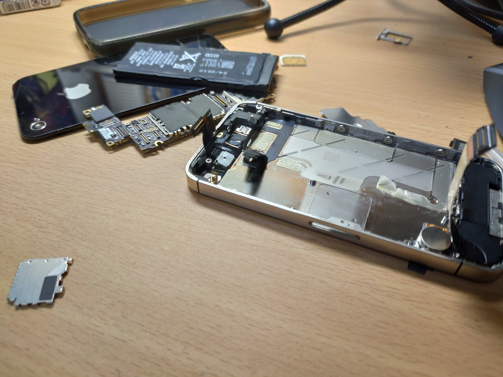 iPhone4s ジャンク Yahoo!オークション -「iphone 4s ジャンク」の落札相場・落札価格